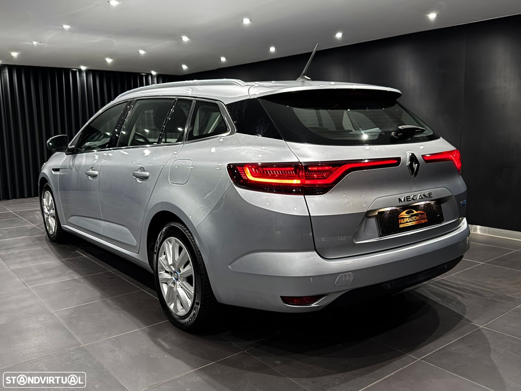 Renault Mégane Sport Tourer 1.6 E-Tech Plug-In Zen - 6