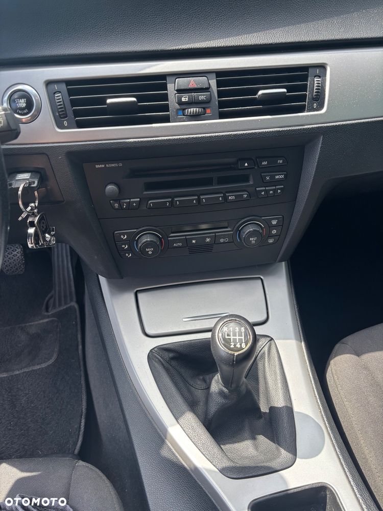 BMW Seria 3 320d - 19