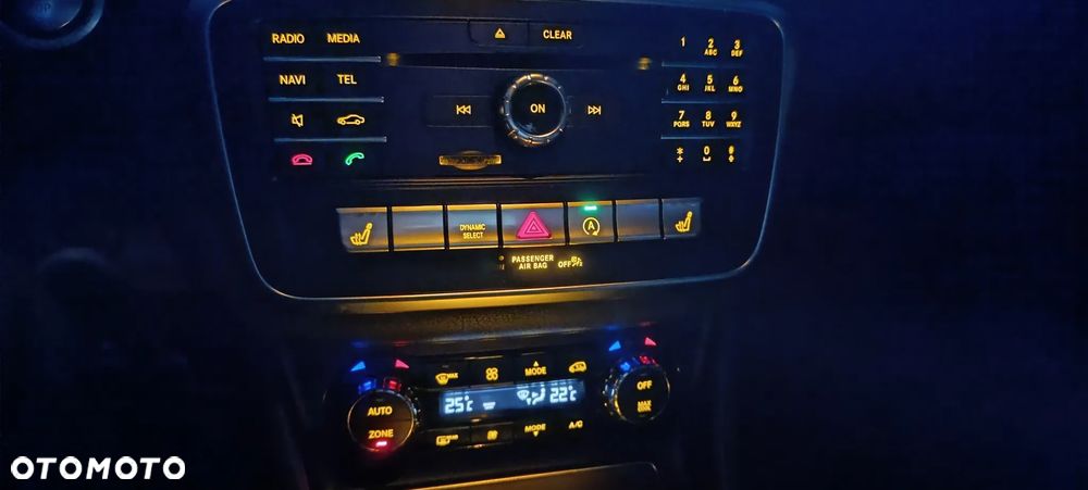 Mercedes-Benz CLA 250 4Matic 7G-DCT - 9