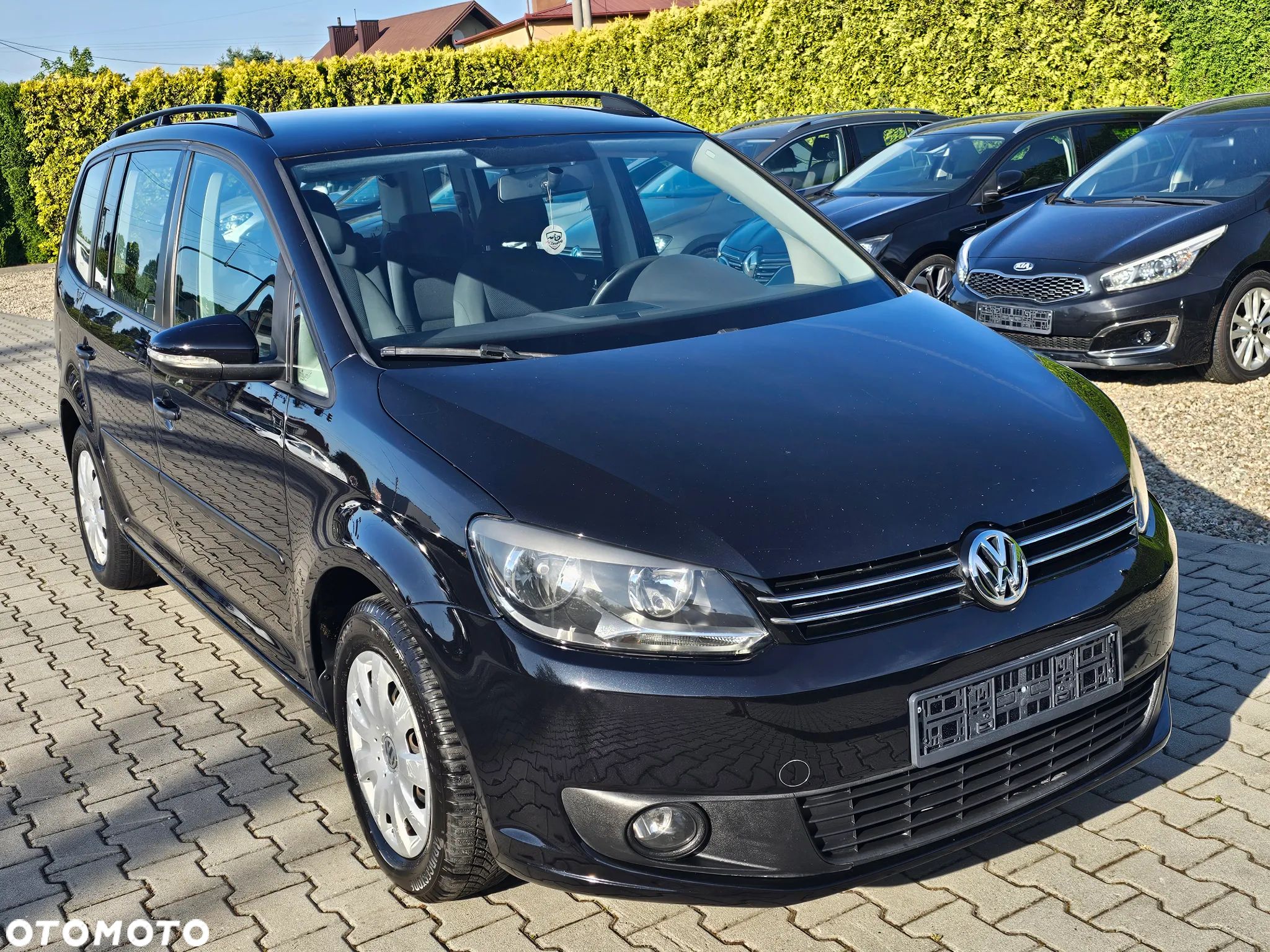 Volkswagen Touran 1.6 TDI DPF BlueMotion Technology Trendline - 1
