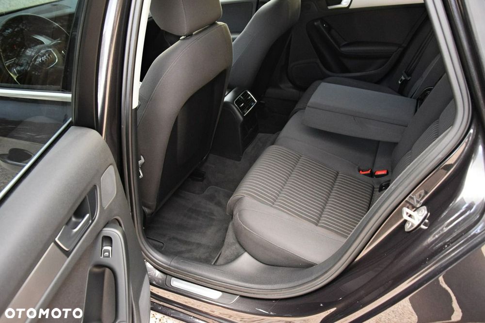 Audi A4 Avant 2.0 TDI DPF Attraction - 32