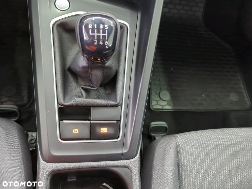 Volkswagen Golf 1.0 TSI Life - 8