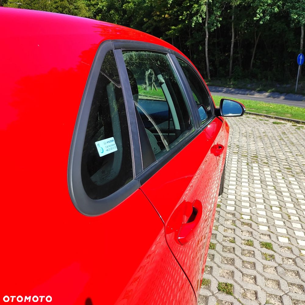 Hyundai i30 1.4 Premiere Comfort - 11