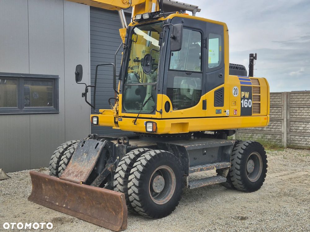 Komatsu PW 160-8, 2015 ROK, Z NIEMIEC, 140, 148,180 - 8