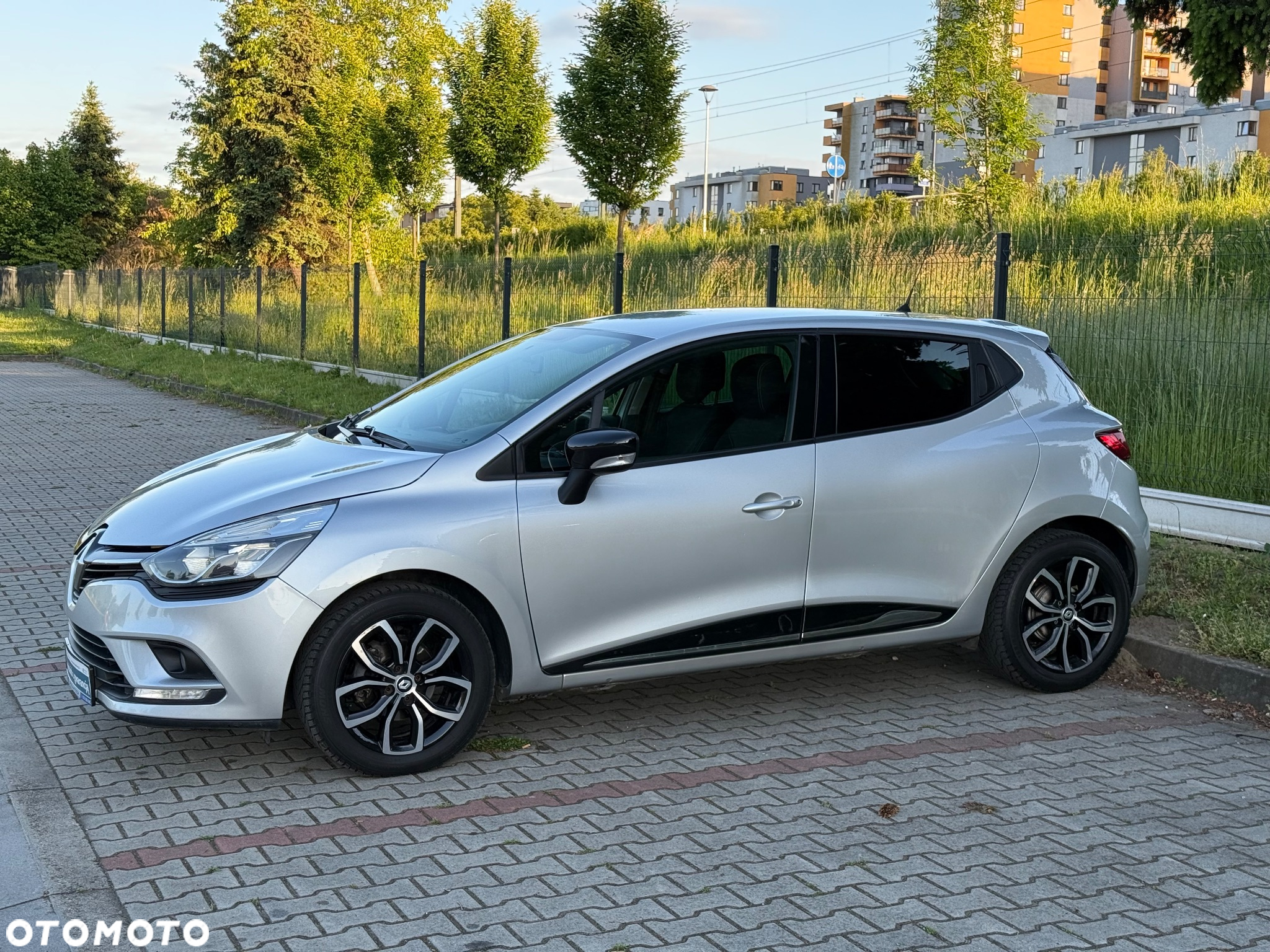 Renault Clio 0.9 Energy TCe Zen - 26