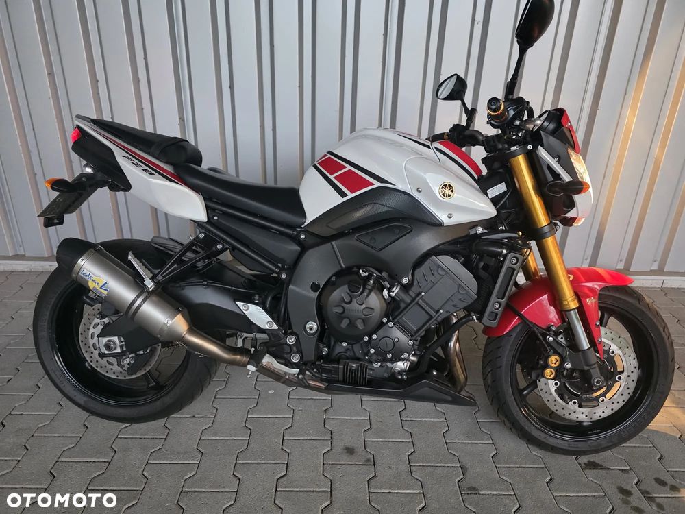 Yamaha FZ8 - 1