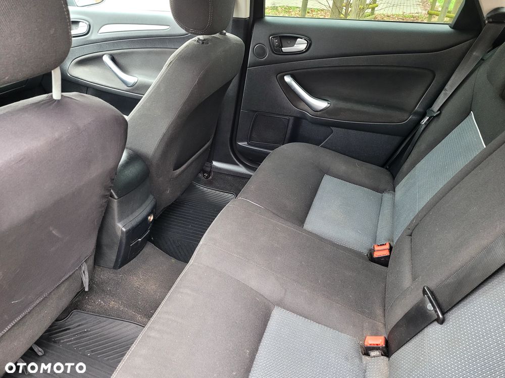 Ford Mondeo 2.0 Gold X - 31