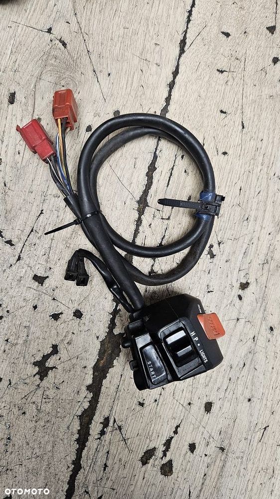 Przełącznik prawy lewy Honda CBR 600 F3 - 8