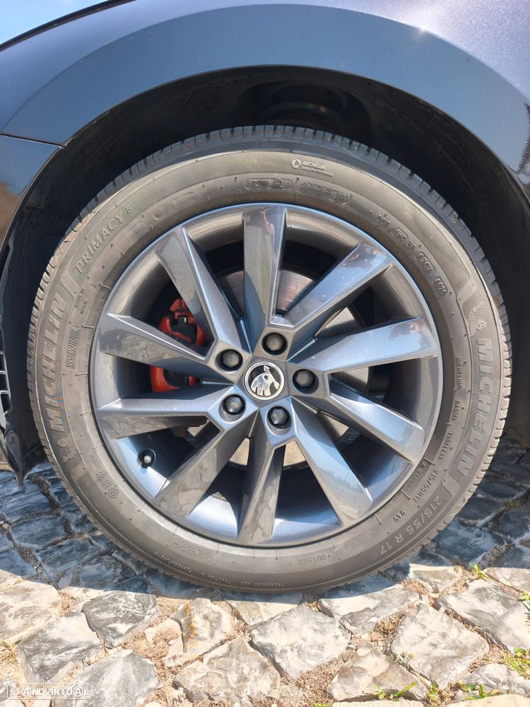 Skoda Superb 2.0 TDI Style DSG - 6