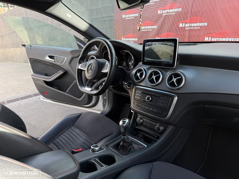 Mercedes-Benz CLA 180 d AMG Line - 20