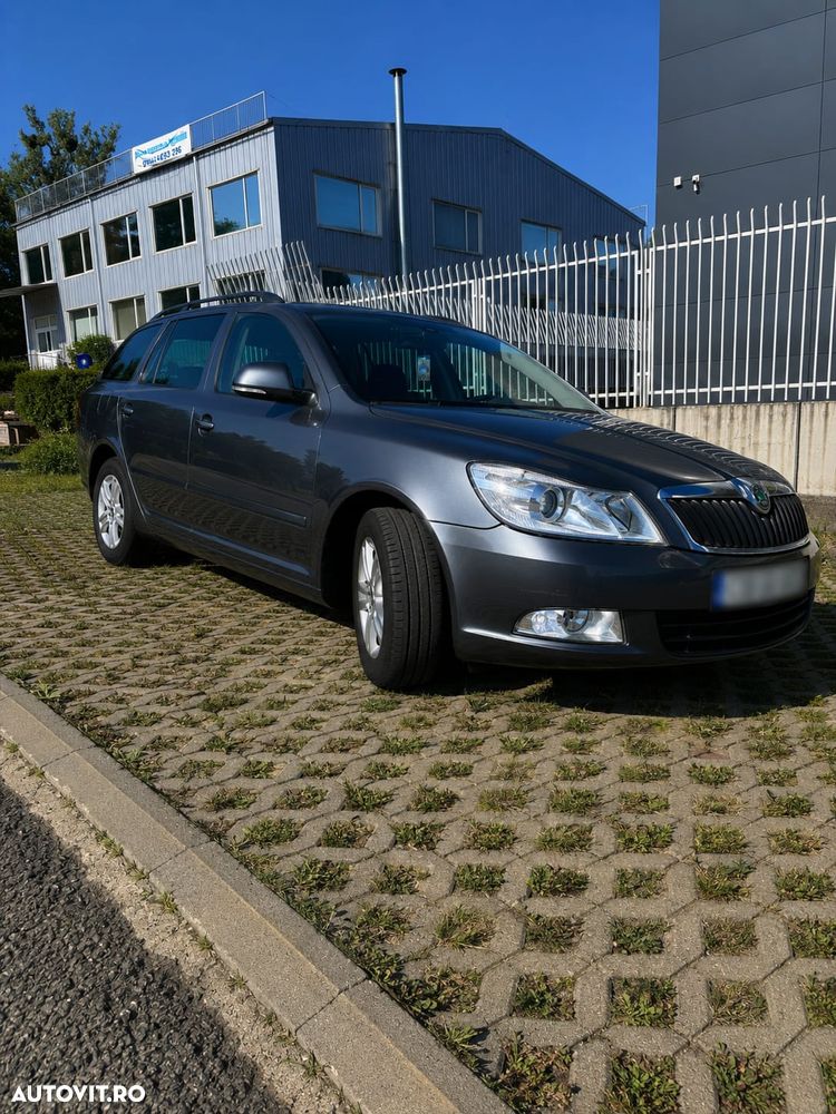 SKODA Octavia 2011