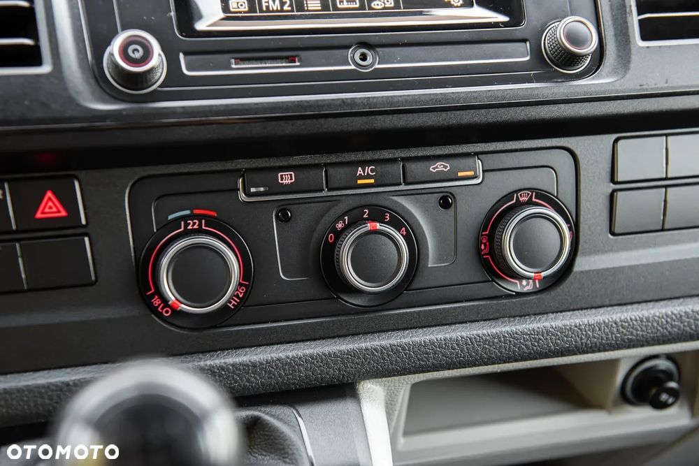 Volkswagen Transporter - 13