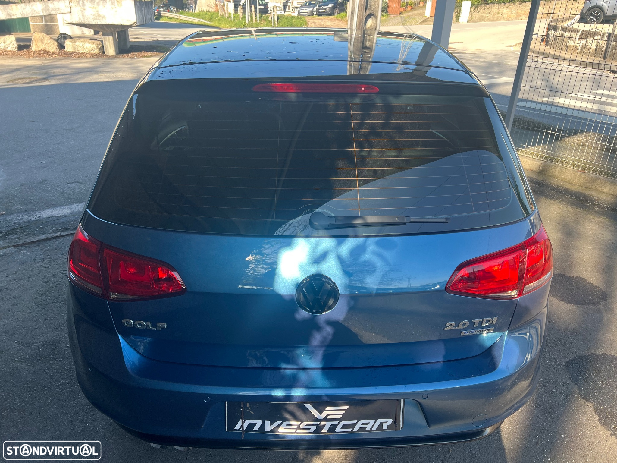 VW Golf 2.0 BlueTDI Highline - 22