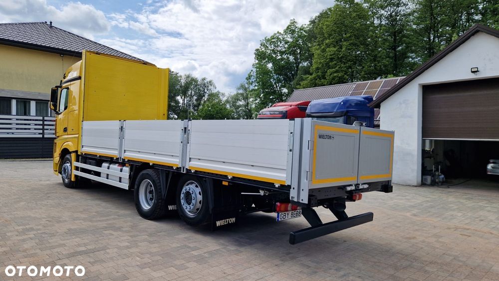 Mercedes-Benz ACTROS - 4