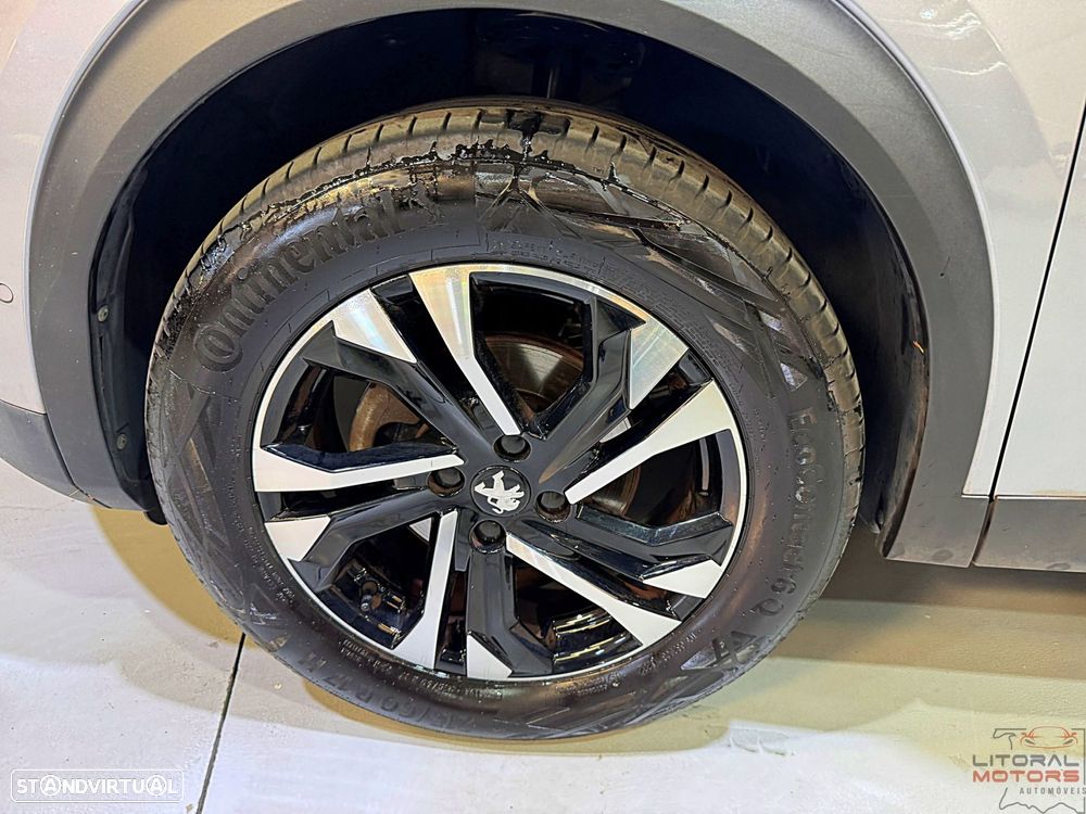 Peugeot 2008 1.2 PureTech GT EAT8 - 13