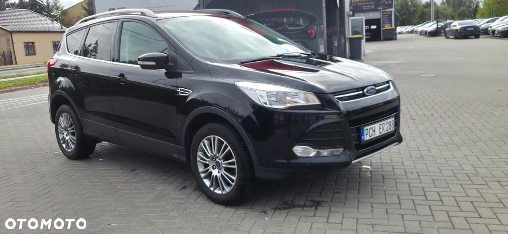 Ford Kuga 2.0 TDCi 2x4 Titanium - 24