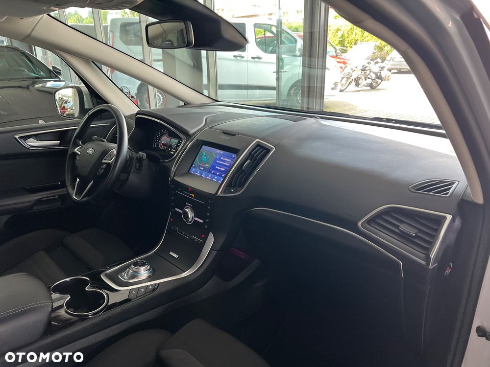 Ford S-Max 2.0 EcoBlue Titanium - 39