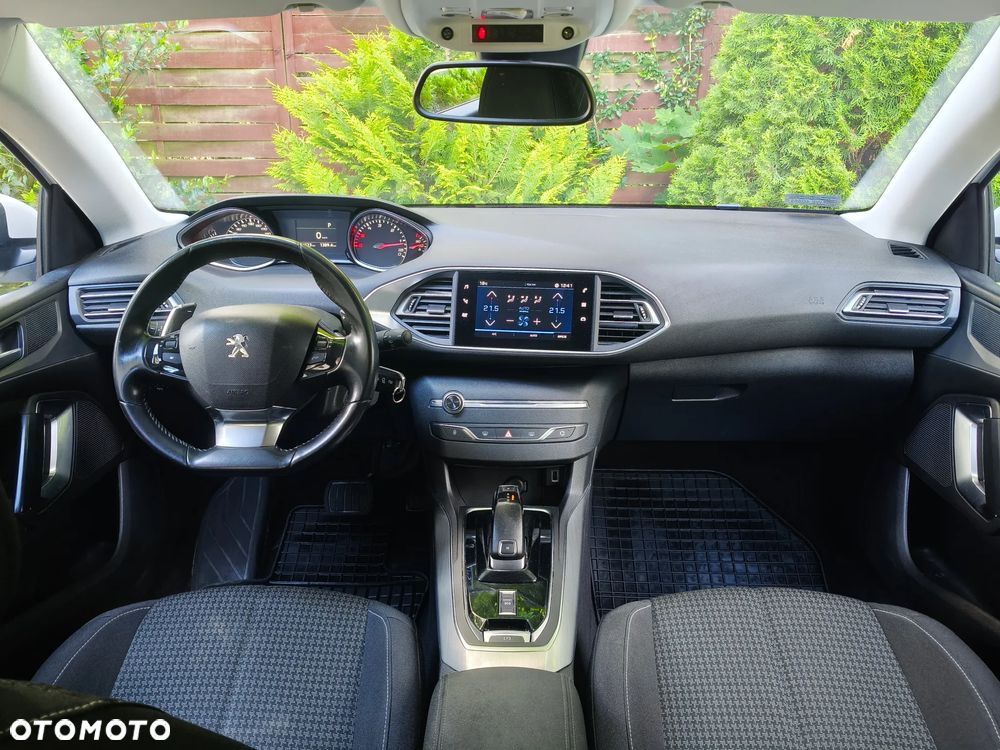 Peugeot 308 1.5 BlueHDi Active Pack Business S&S EAT8 - 19