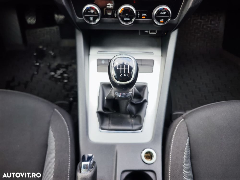 Skoda Octavia 2.0 TDI Ambition - 19