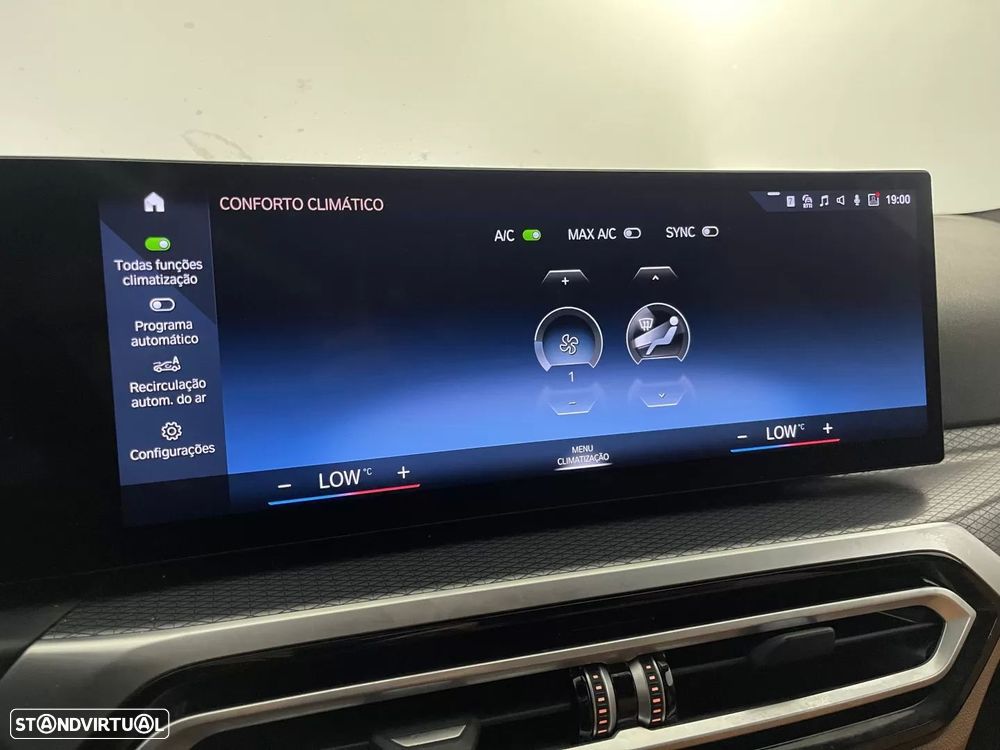 BMW 320 e Pack Desportivo M Auto - 27