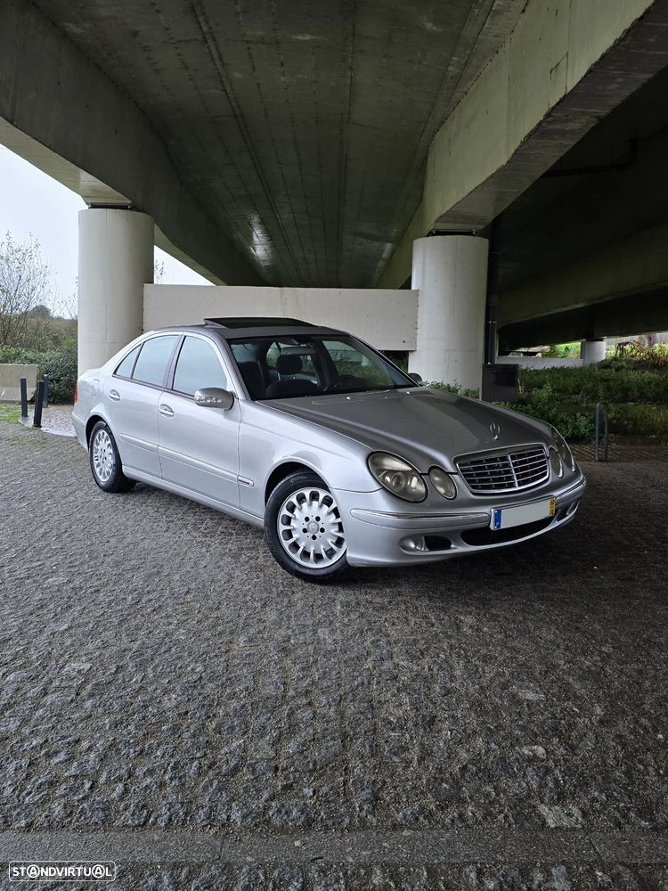 Mercedes-Benz E 220 CDI Auto Elegance - 3