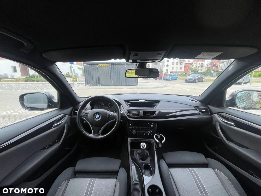 BMW X1 sDrive18d - 13