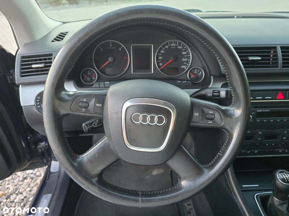Audi A4 Avant 2.0 TDI DPF - 24