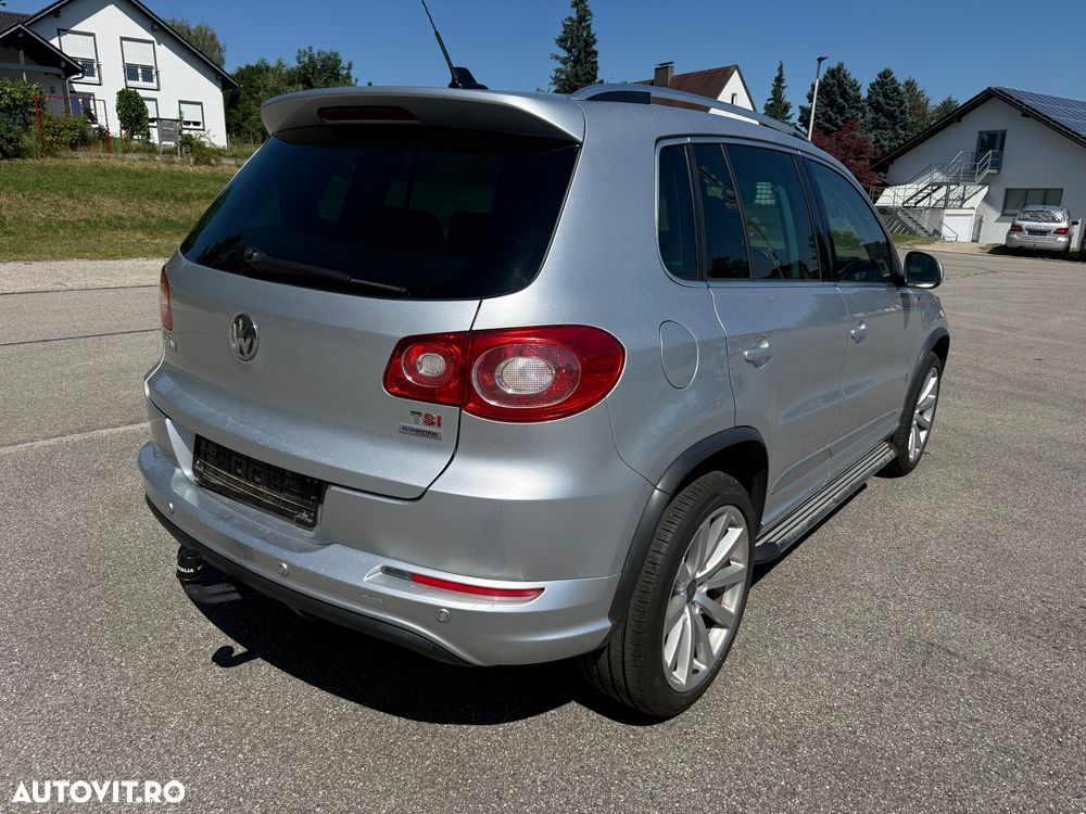 Volkswagen Tiguan - 2