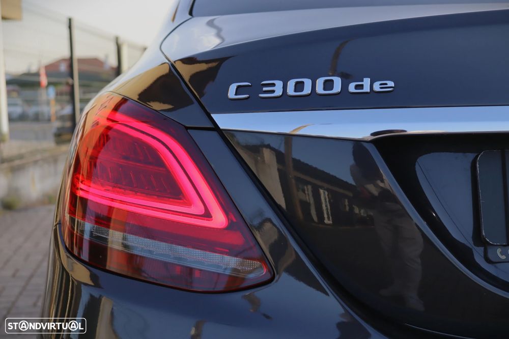 Mercedes-Benz C 300 de AMG Line - 5