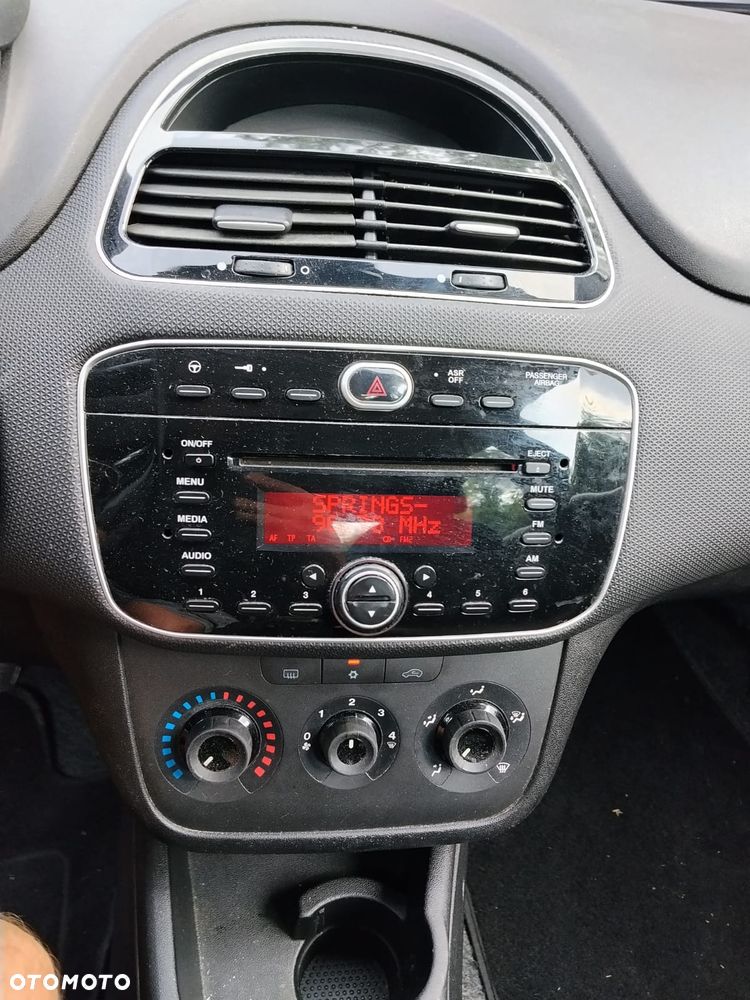 Fiat Punto 1.2 8V - 10