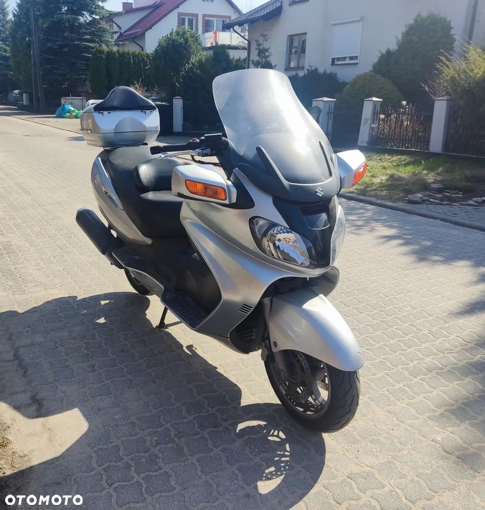 Suzuki Burgman - 3