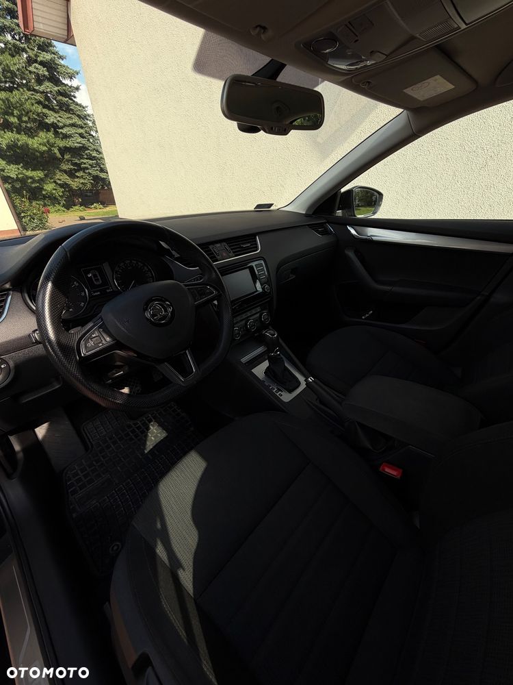Skoda Octavia 1.4 TSI Elegance DSG - 9