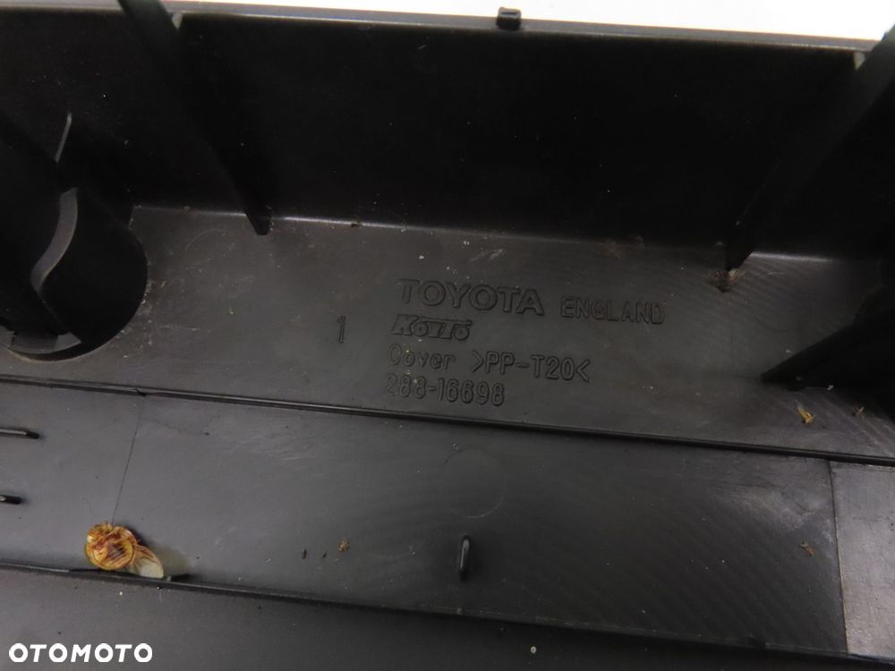 ŚWIATŁO STOP TOYOTA YARIS II (P9) 28816698 HB - 3