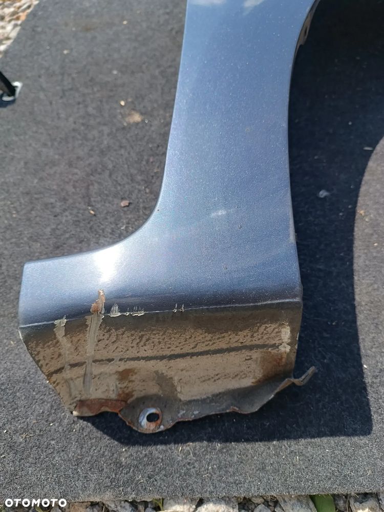 BŁOTNIK PRAWY PRZÓD PRZEDNI HONDA FR-V - 2