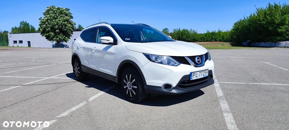 Nissan Qashqai 1.5 dCi Tekna EU6 - 1