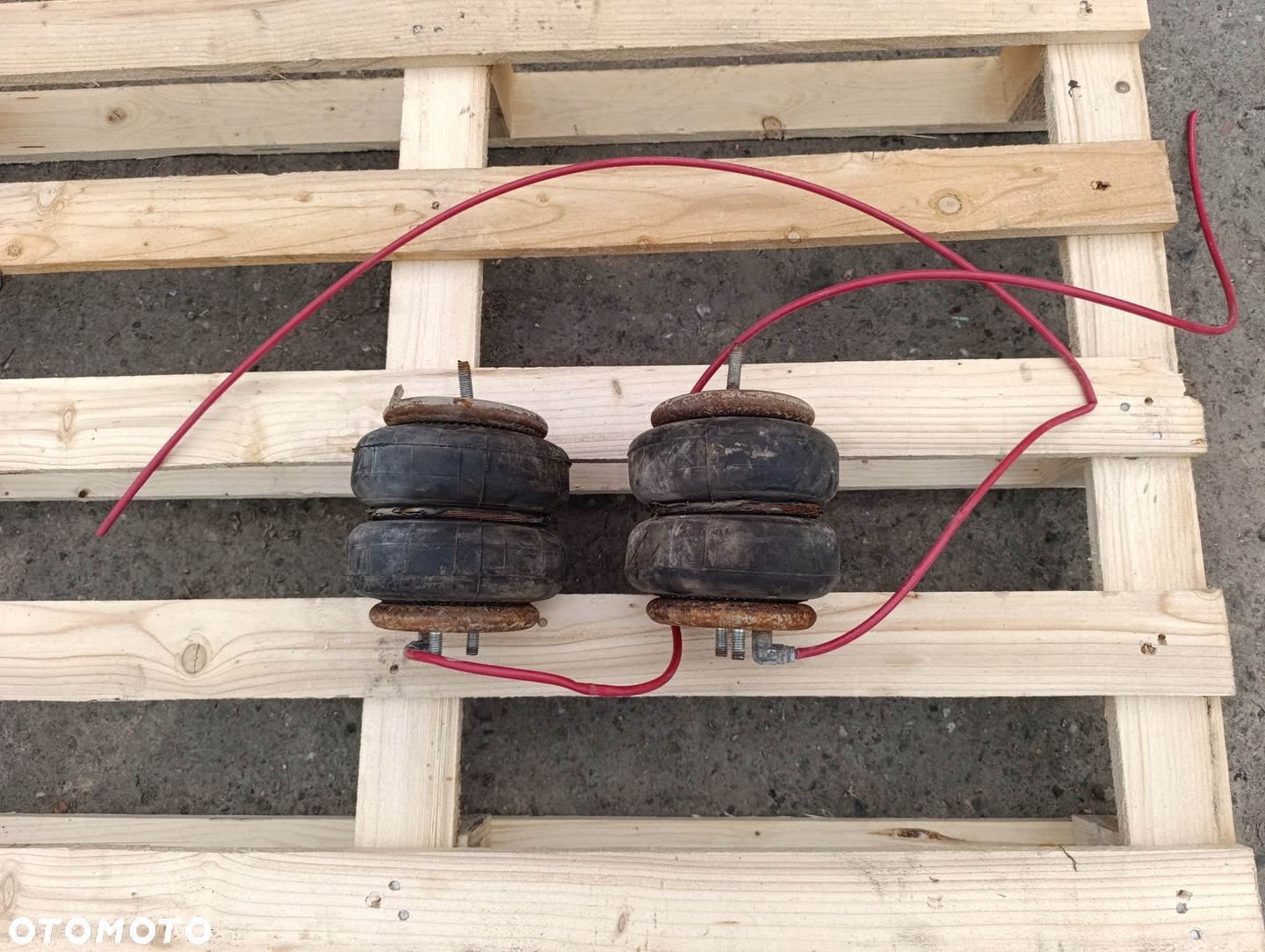 FORD F150 PODUSZKA PNEUMATYCZNA MIECH LEWA PRAWA KOMPLET - 1