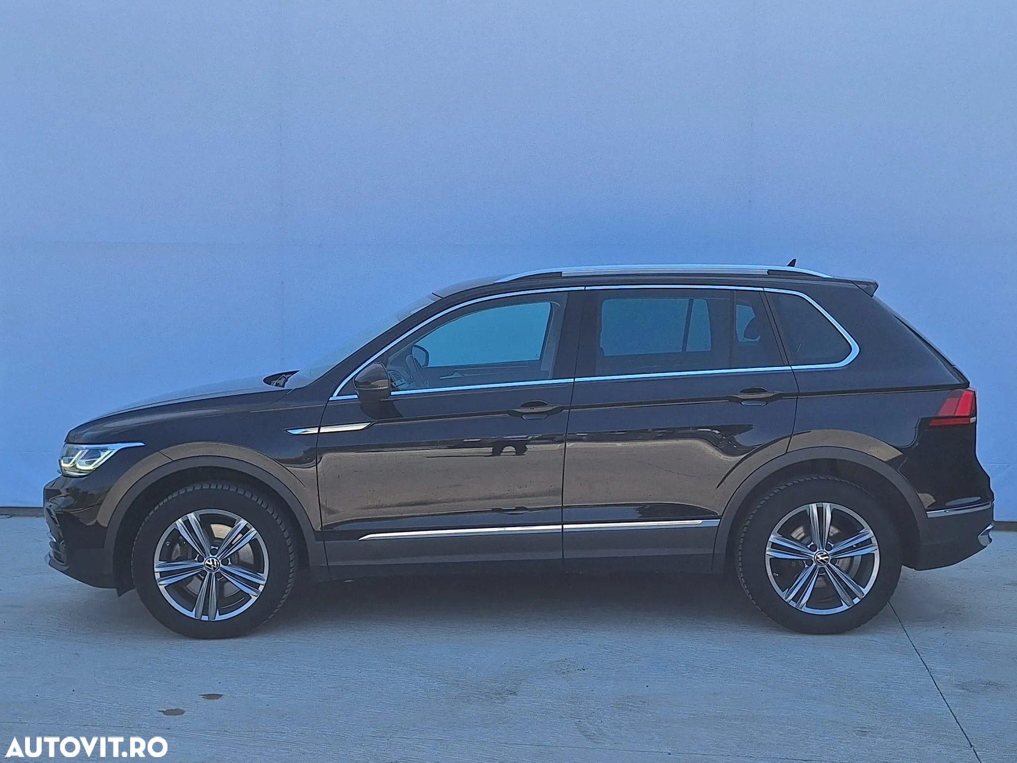Volkswagen Tiguan 2.0 TDI SCR 4MOTION DSG Elegance - 2