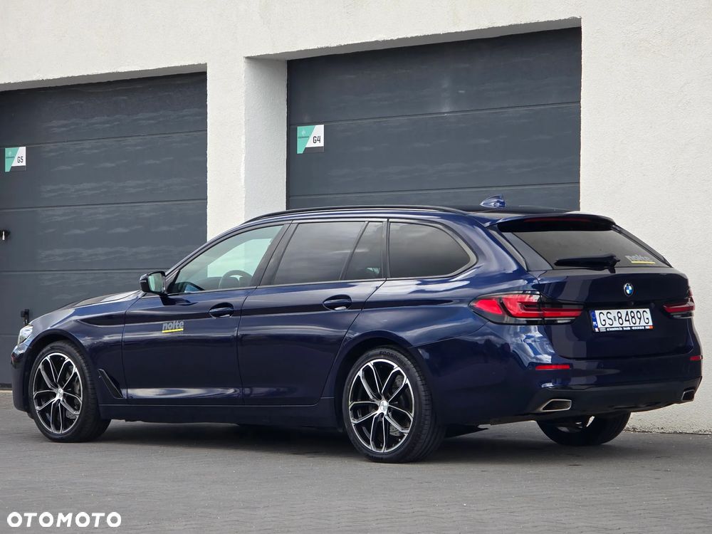 BMW Seria 5 530d mHEV Luxury Line - 7