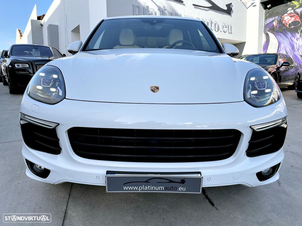 Porsche Cayenne S E-Hybrid - 9