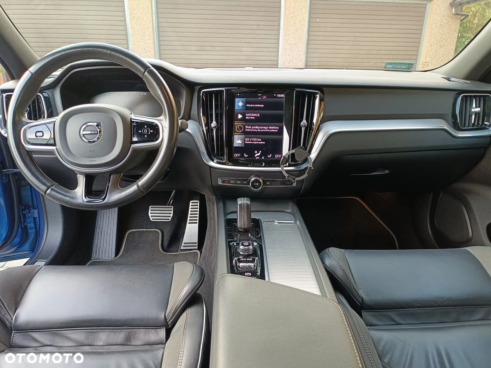Volvo S60 B4 B R-Design - 17