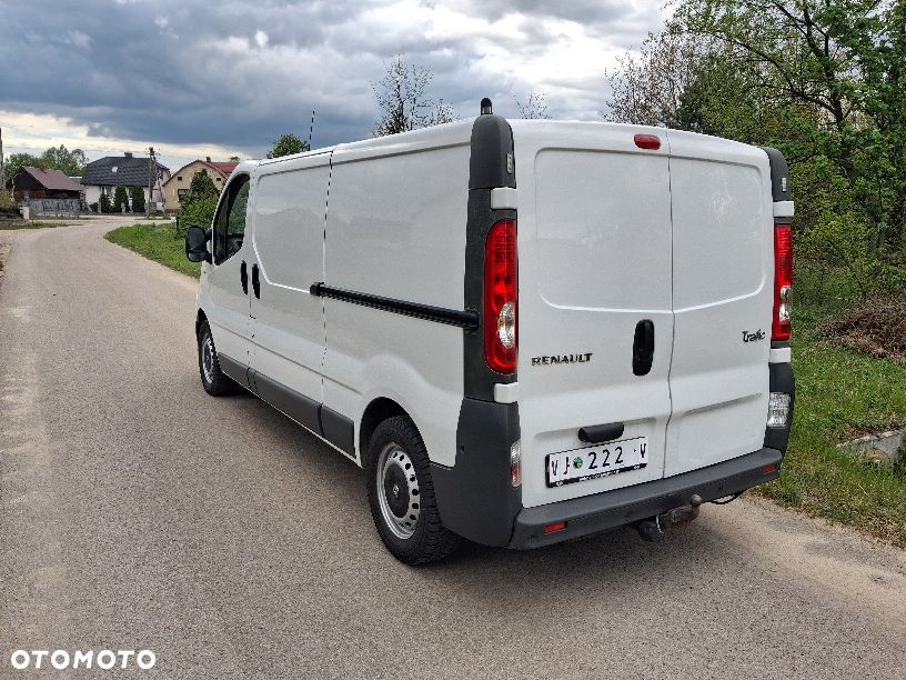Renault Trafic - 12