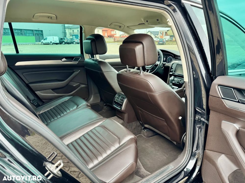 Volkswagen Passat 2.0 TDI DSG (BlueMotion Technology) Highline - 22