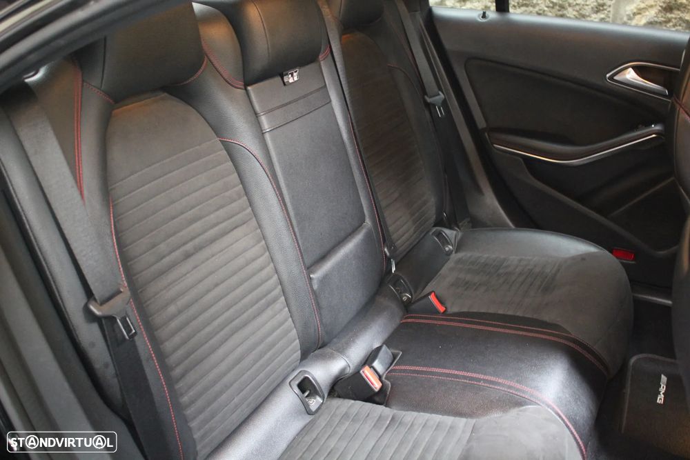 Mercedes-Benz CLA 200 d 7G-DCT AMG Line - 13