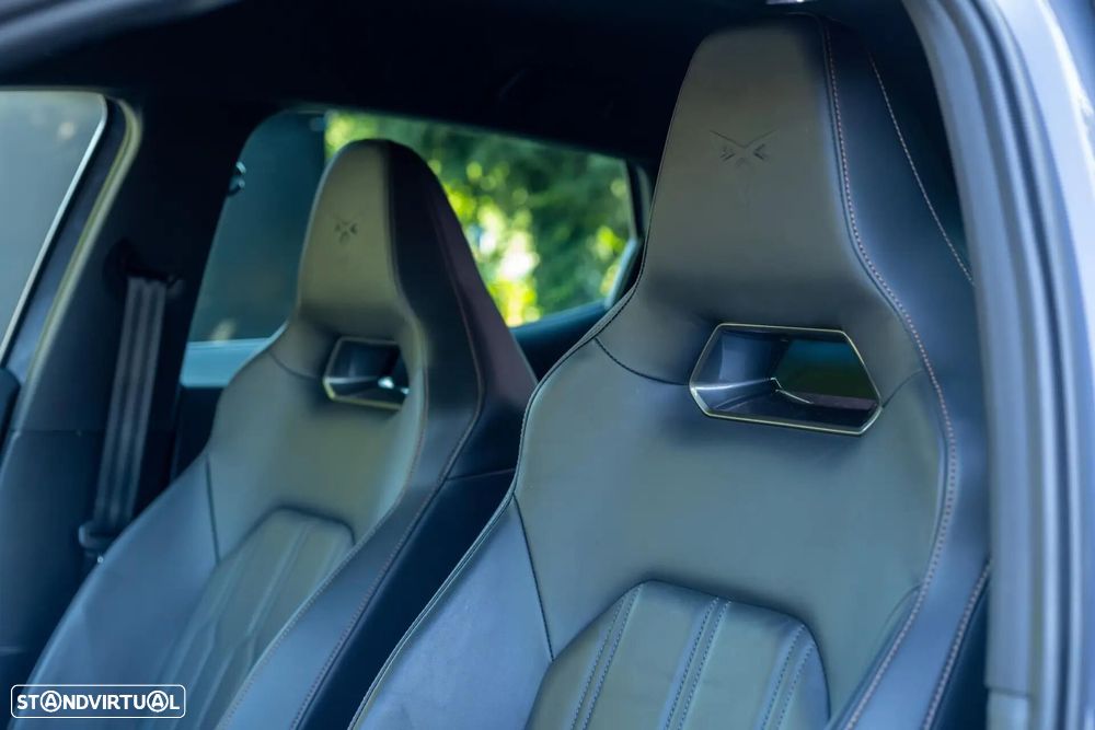 Cupra Formentor 1.4 e-Hybrid DSG VZ - 36
