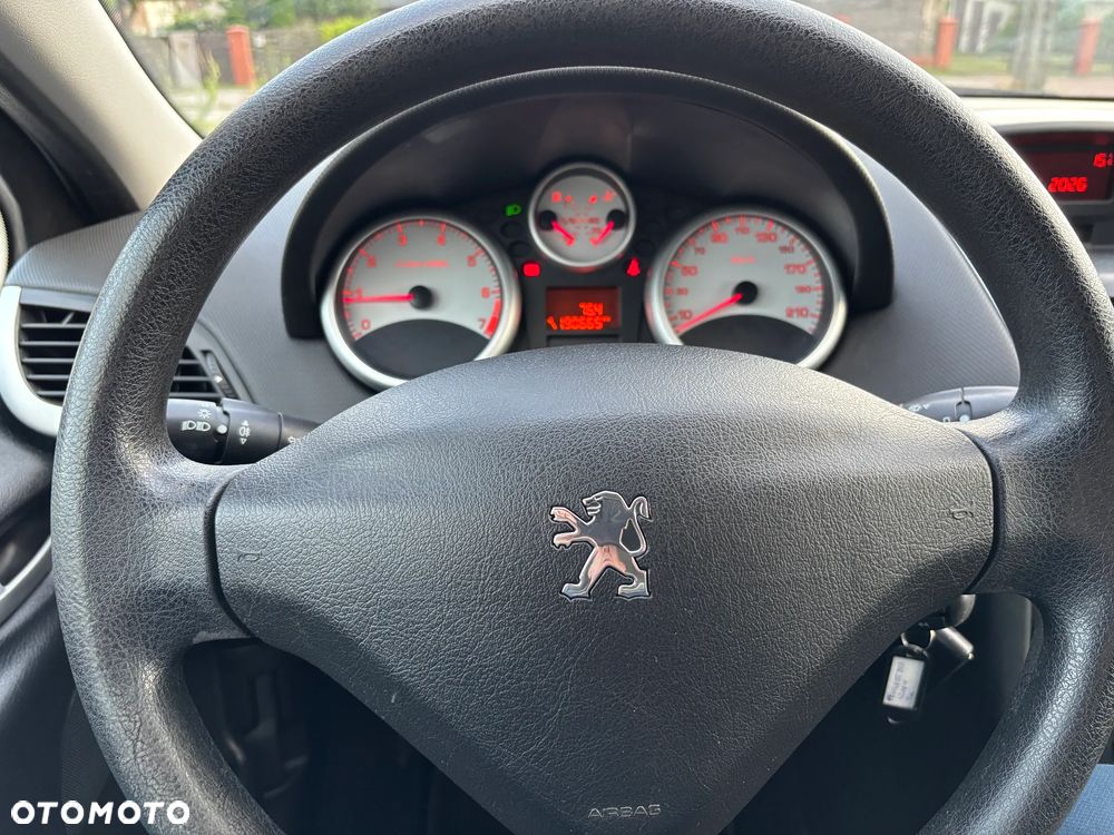 Peugeot 207 75 Tendance - 12