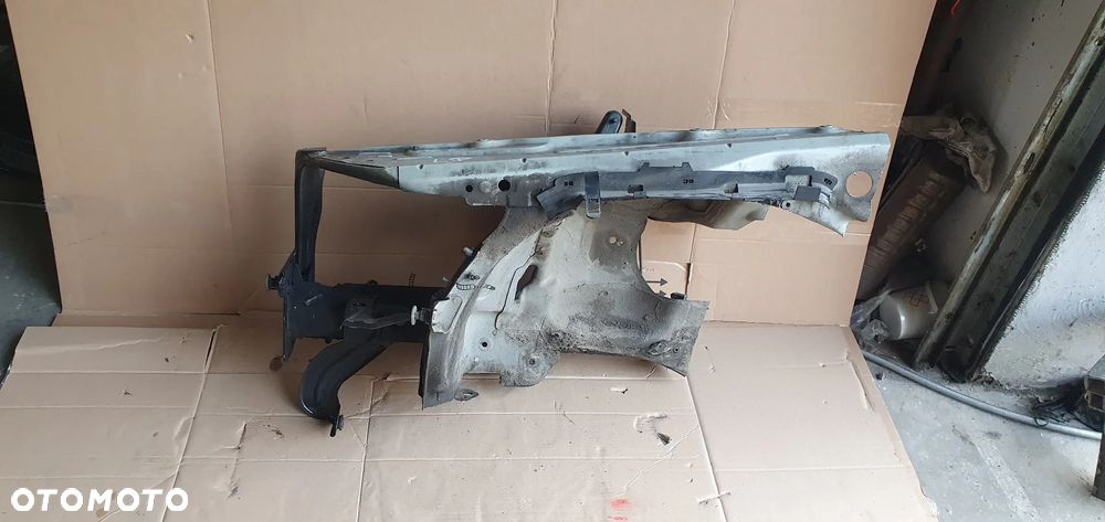 Ćwiartka podłużnica lewa przednia lewy przód Audi A6 C6 - 1