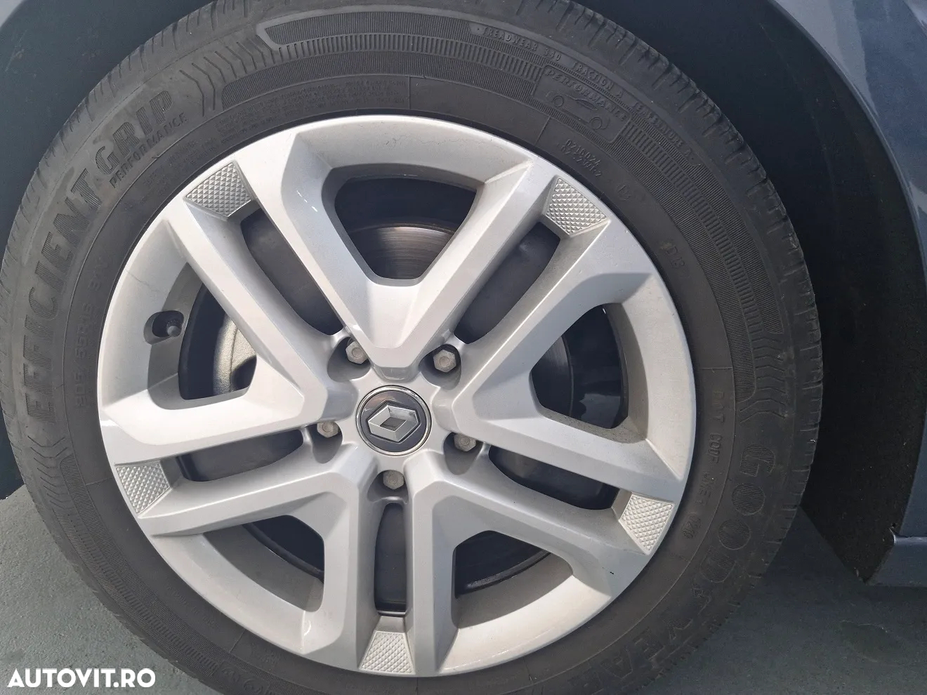 Renault Megane TCe Business - 4