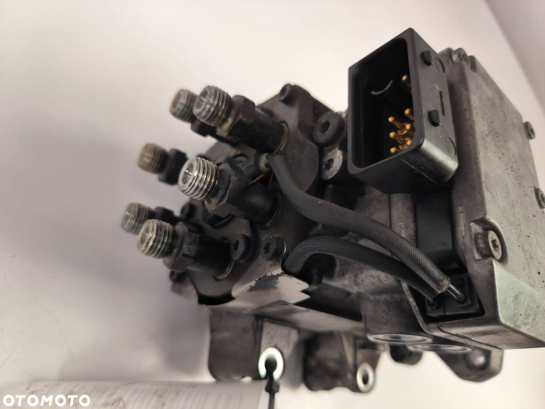 POMPA WTRYSKOWA AUDI A4 B6 059130106L - 4