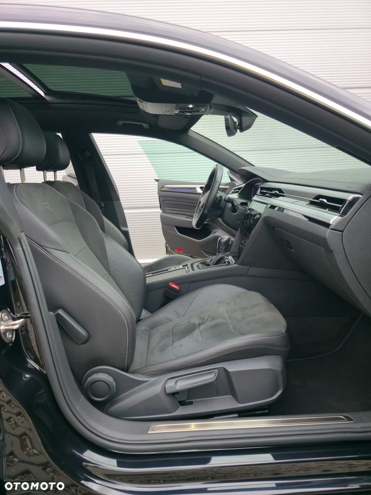 Volkswagen Arteon 2.0 TDI SCR DSG R-Line - 24