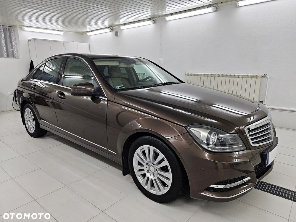 Mercedes-Benz Klasa C - 16